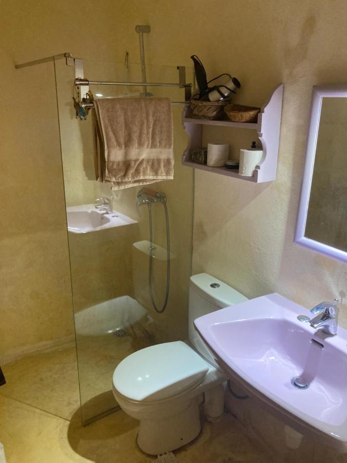 Għarb Peaceful Farmhouse Stay With Cozy Yard المظهر الخارجي الصورة