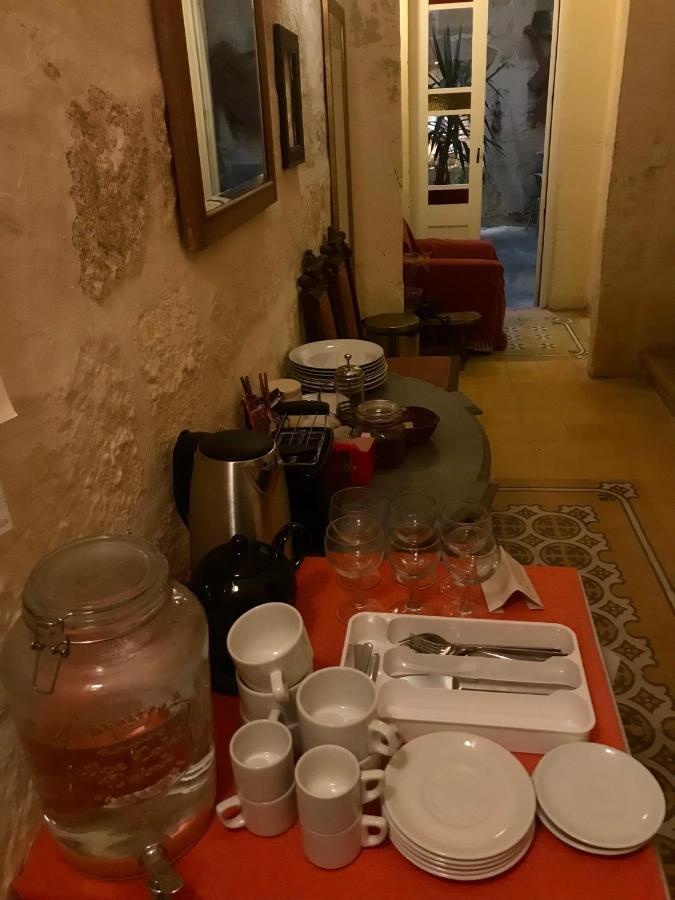 Għarb Peaceful Farmhouse Stay With Cozy Yard المظهر الخارجي الصورة